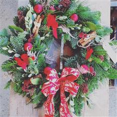 Red Bauble Christmas Wreath