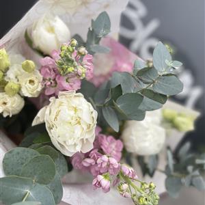 Peony Handtied Bouquet