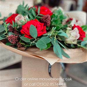 Dozen Red &amp; Amnesia Rose Bouquet